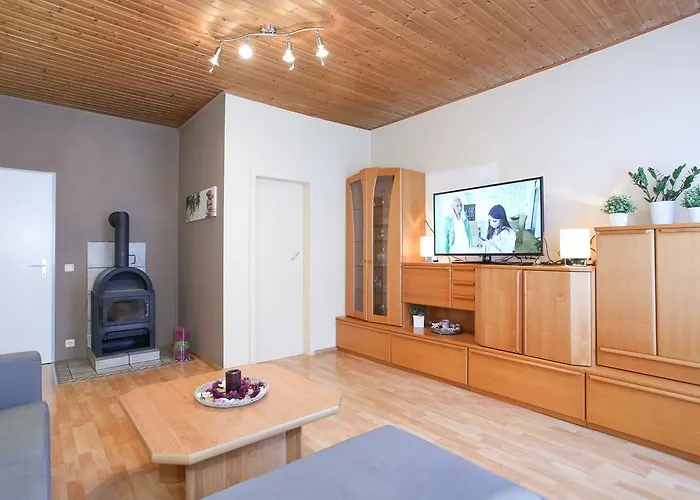 Lovely I Close To Main Station I 10 Minutes To Belvedere Apartment