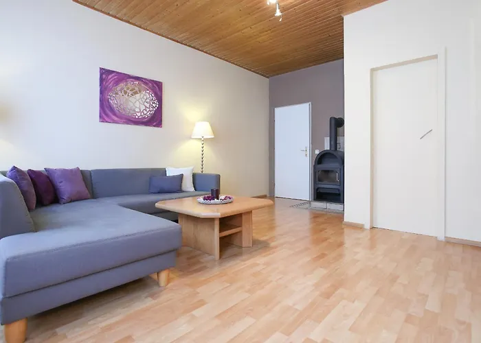 Lovely I Close To Main Station I 10 Minutes To Belvedere Apartment