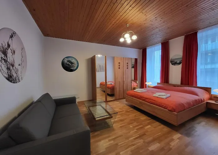 Apartment Lovely I Close To Main Station I 10 Minutes To Belvedere