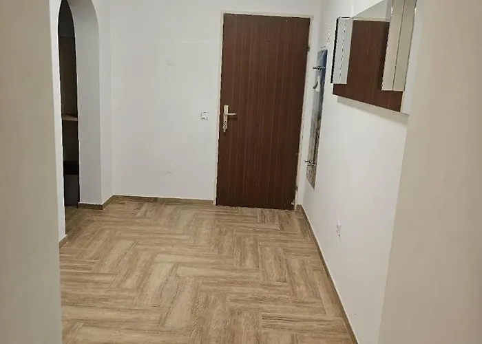 Lovely I Close To Main Station I 10 Minutes To Belvedere Apartment Wien